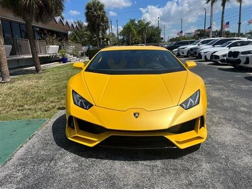 2020 Lamborghini Huracan - Image 2 of 19
