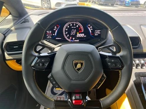 2020 Lamborghini Huracan - Image 12 of 19