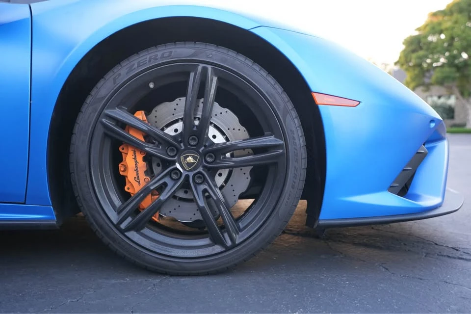 2020 Lamborghini Huracan LP610-2 EVO - Image 7 of 11