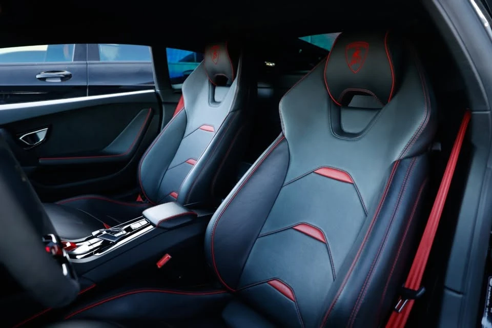 2020 Lamborghini Huracan LP610-2 EVO - Image 6 of 19