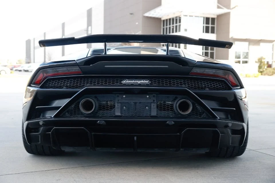 2020 Lamborghini Huracan LP610-2 EVO - Image 7 of 19