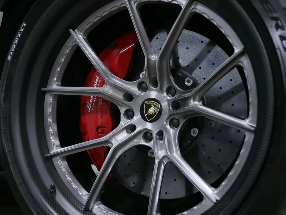 2020 Lamborghini Urus - Image 12 of 19
