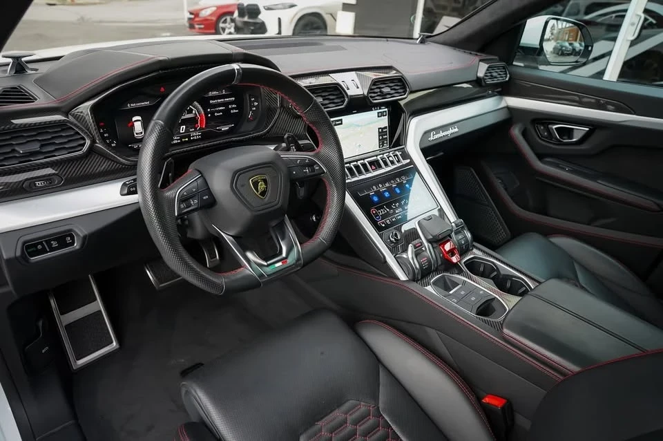 2020 Lamborghini Urus - Image 11 of 20
