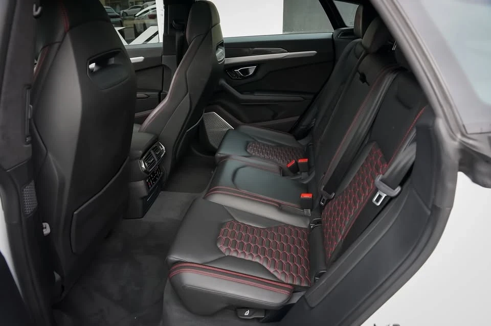 2020 Lamborghini Urus - Image 13 of 20
