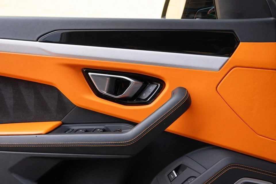 2020 Lamborghini Urus - Image 19 of 20