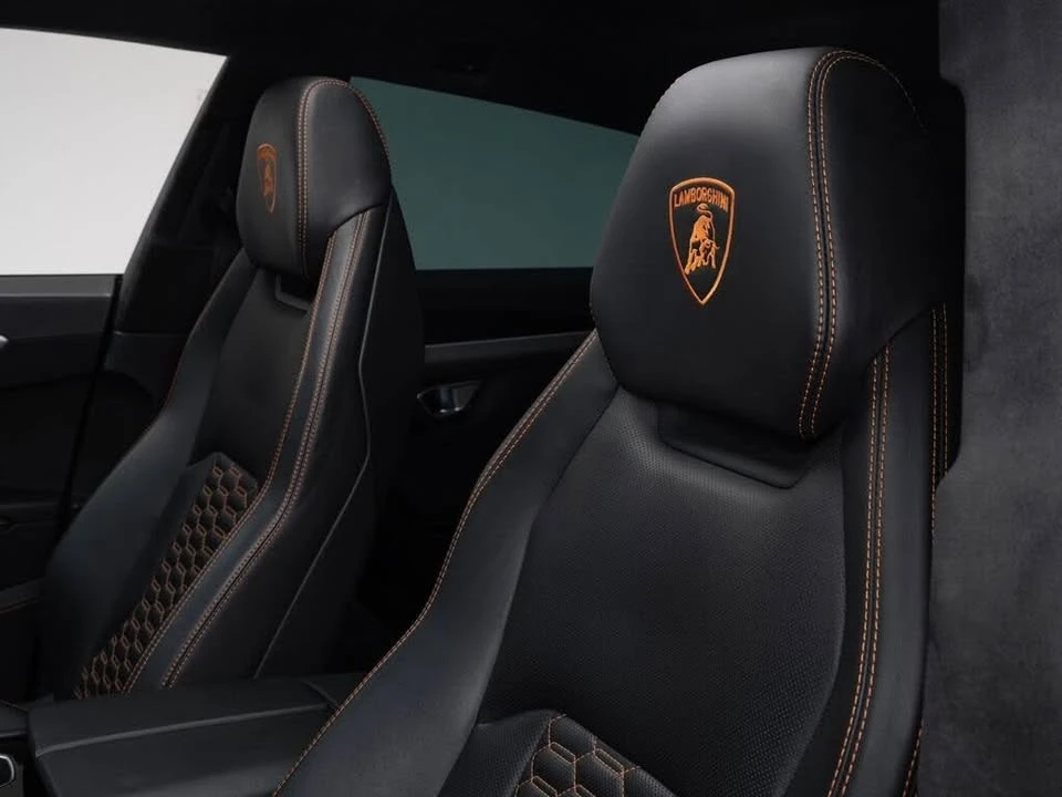 2020 Lamborghini Urus - Image 8 of 15