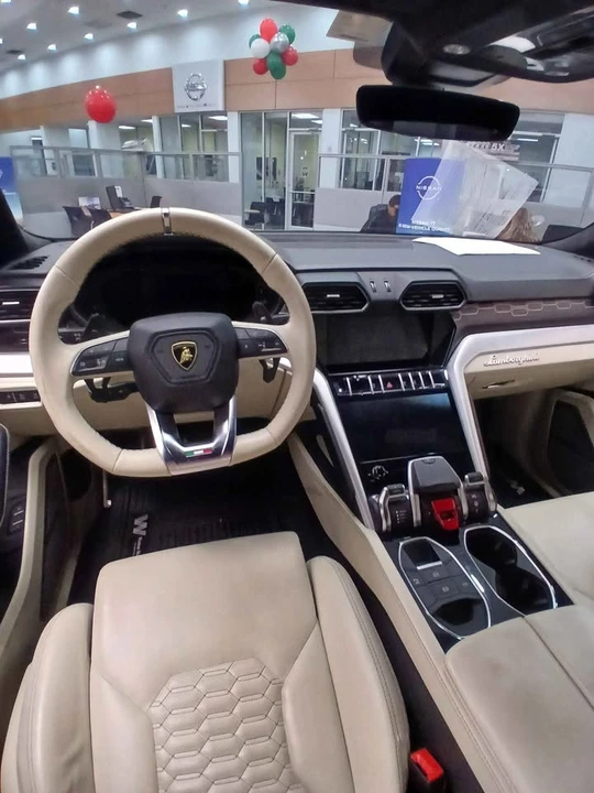 2020 Lamborghini Urus - Image 9 of 9