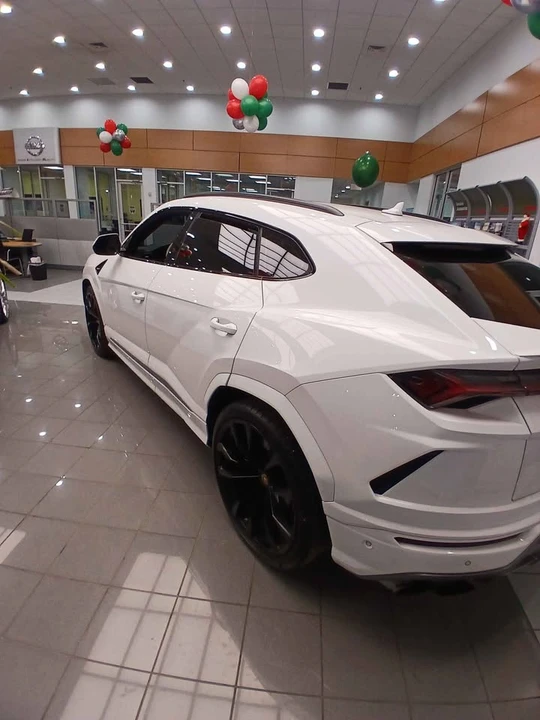 2020 Lamborghini Urus - Image 3 of 9