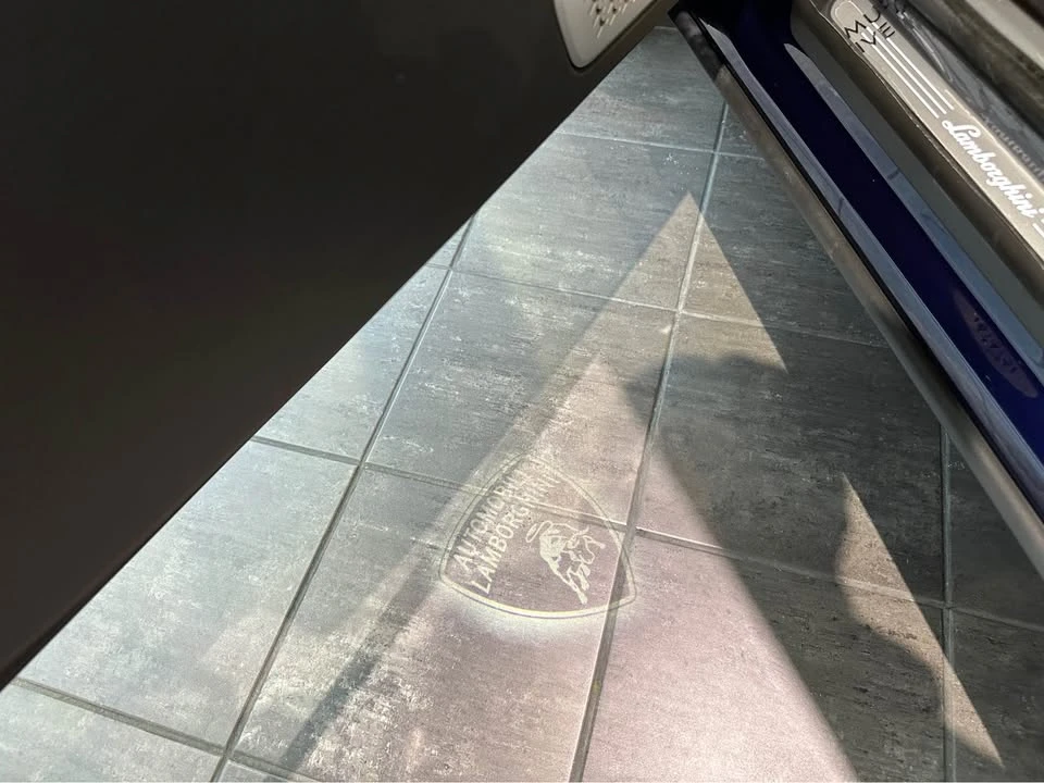 2020 Lamborghini Urus - Image 13 of 14