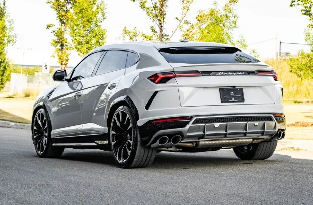 2020 Lamborghini Urus - Image 2 of 4