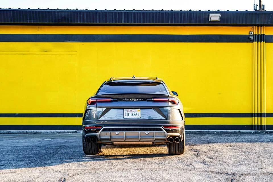2020 Lamborghini Urus - Image 4 of 18