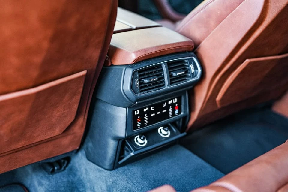 2020 Lamborghini Urus - Image 15 of 18