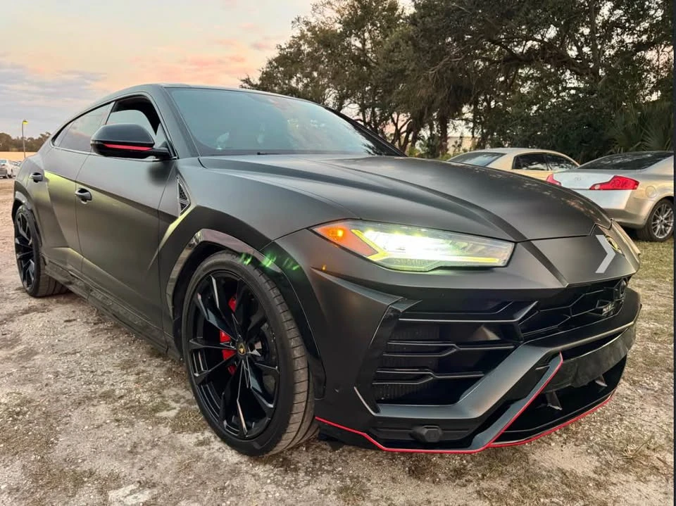 2020 Lamborghini Urus - Image 2 of 13
