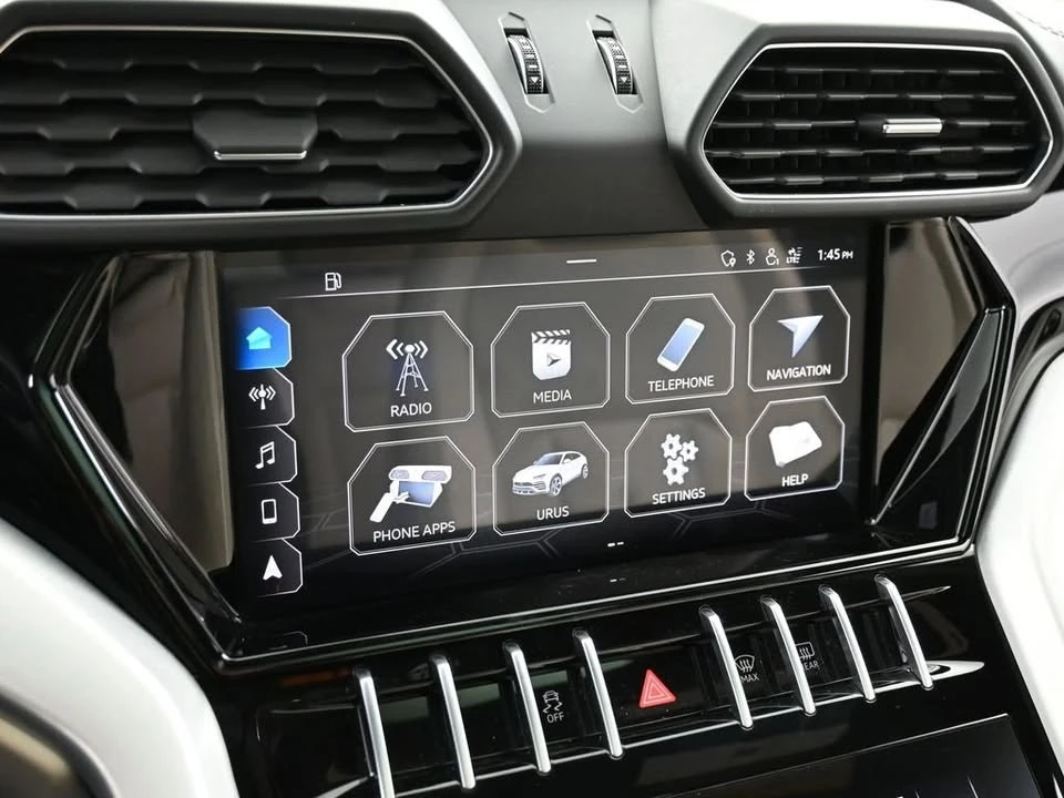 2020 Lamborghini Urus - Image 10 of 11