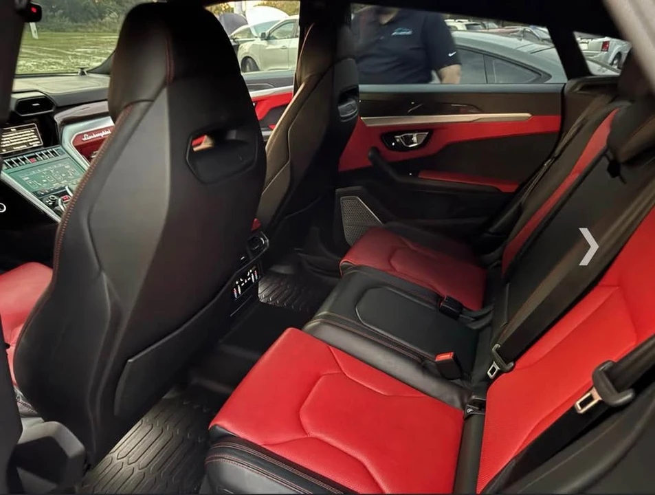 2020 Lamborghini Urus - Image 11 of 13