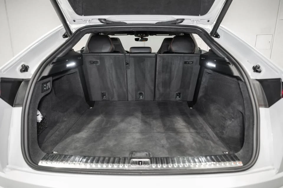 2020 Lamborghini Urus - Image 14 of 18