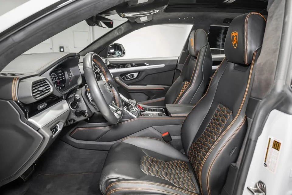 2020 Lamborghini Urus - Image 5 of 18