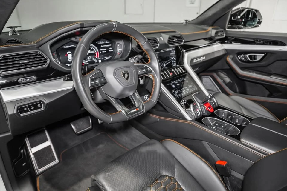 2020 Lamborghini Urus - Image 7 of 18