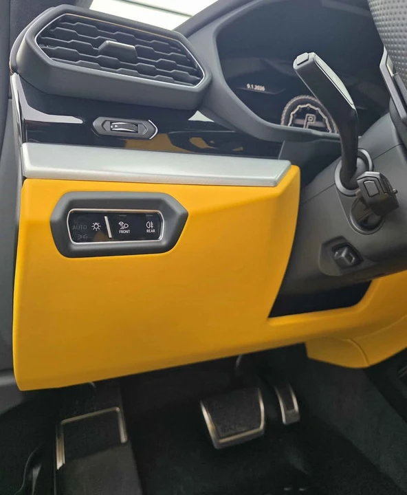 2020 Lamborghini Urus - Image 4 of 17