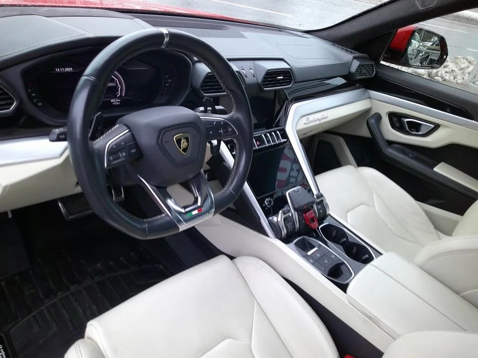 2020 Lamborghini Urus - Image 10 of 15