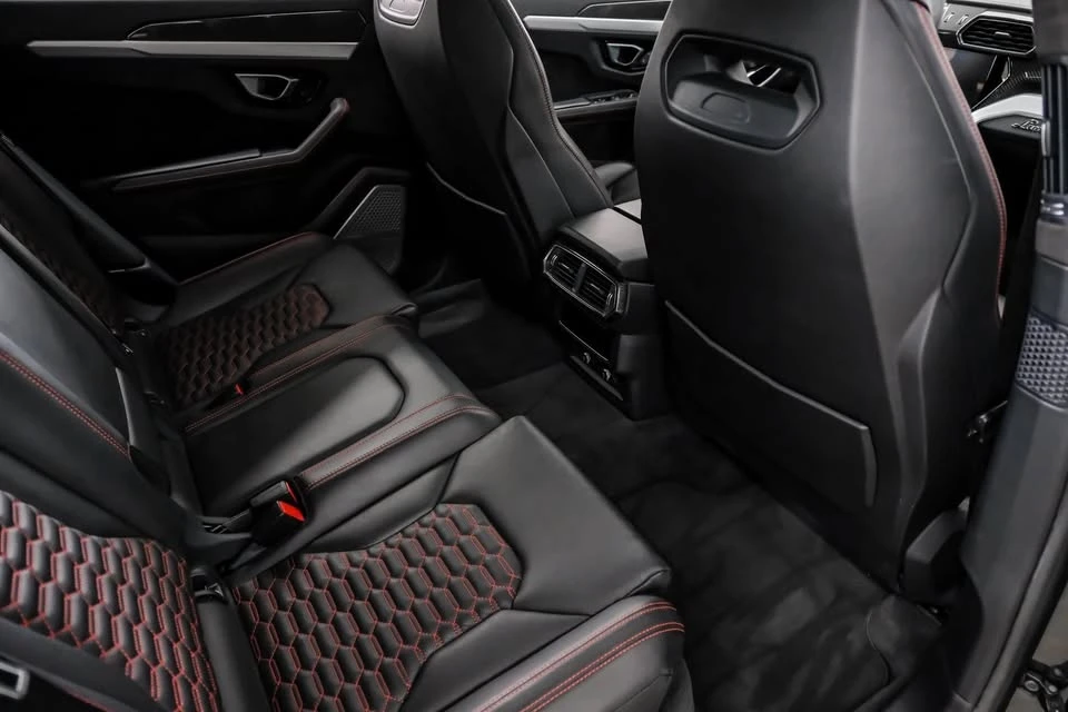 2020 Lamborghini Urus - Image 18 of 19