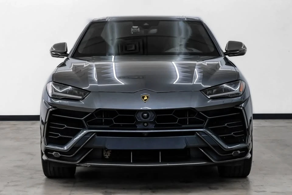 2020 Lamborghini Urus - Image 2 of 19