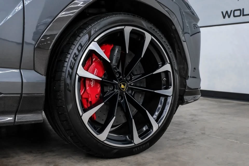 2020 Lamborghini Urus - Image 8 of 19