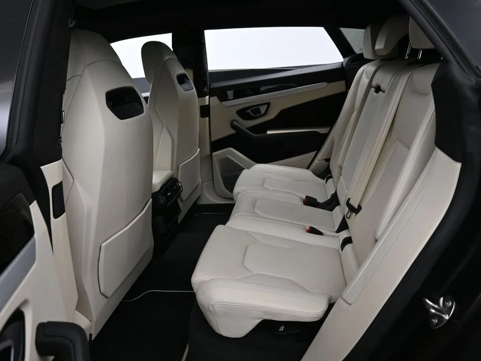 2020 Lamborghini Urus - Image 8 of 11