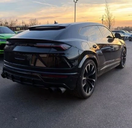 2020 Lamborghini Urus - Image 8 of 15