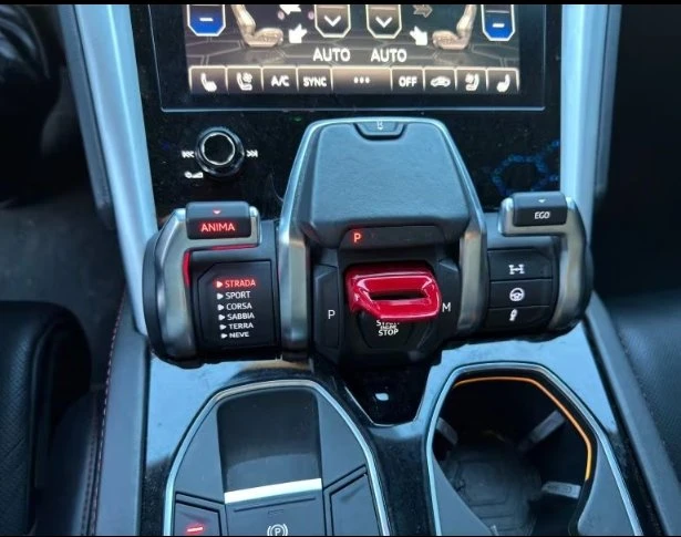 2020 Lamborghini Urus - Image 14 of 15
