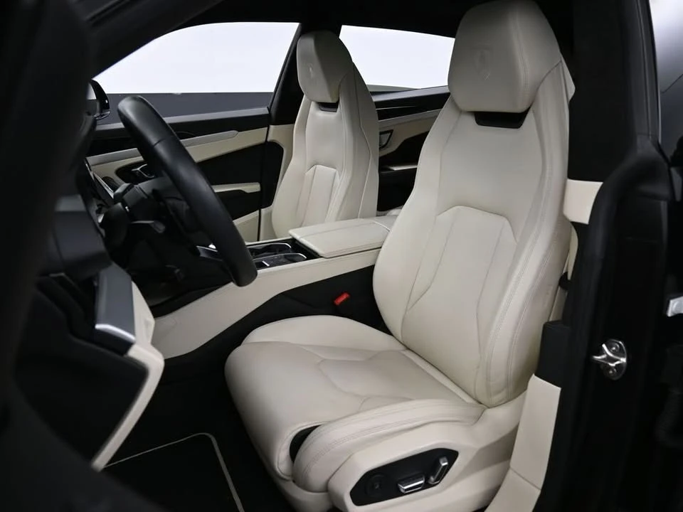 2020 Lamborghini Urus - Image 4 of 11