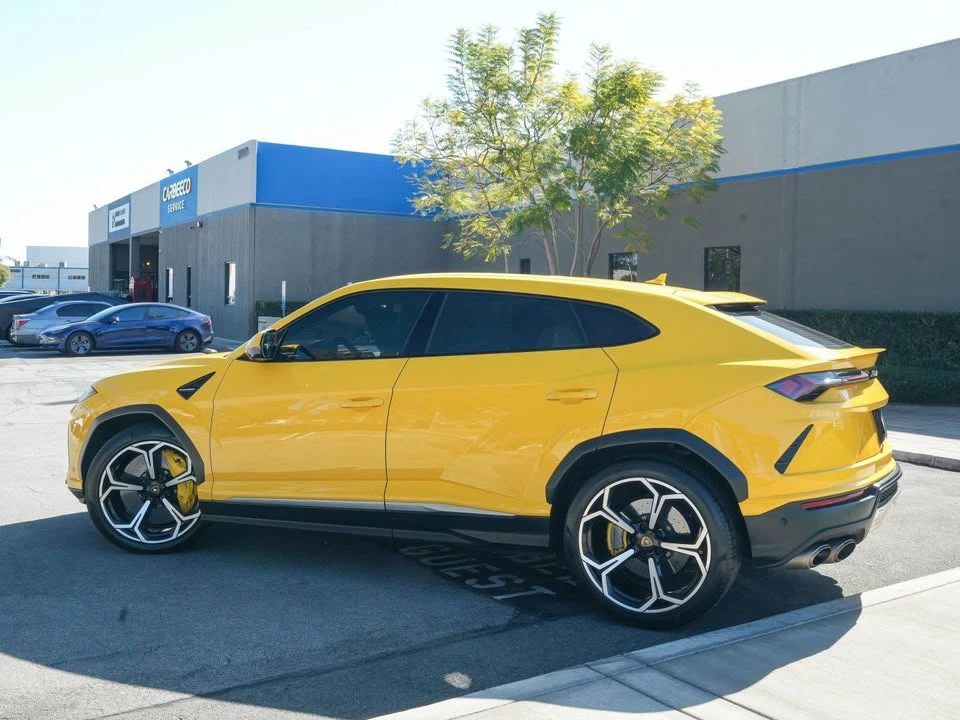 2020 Lamborghini Urus - Image 3 of 9