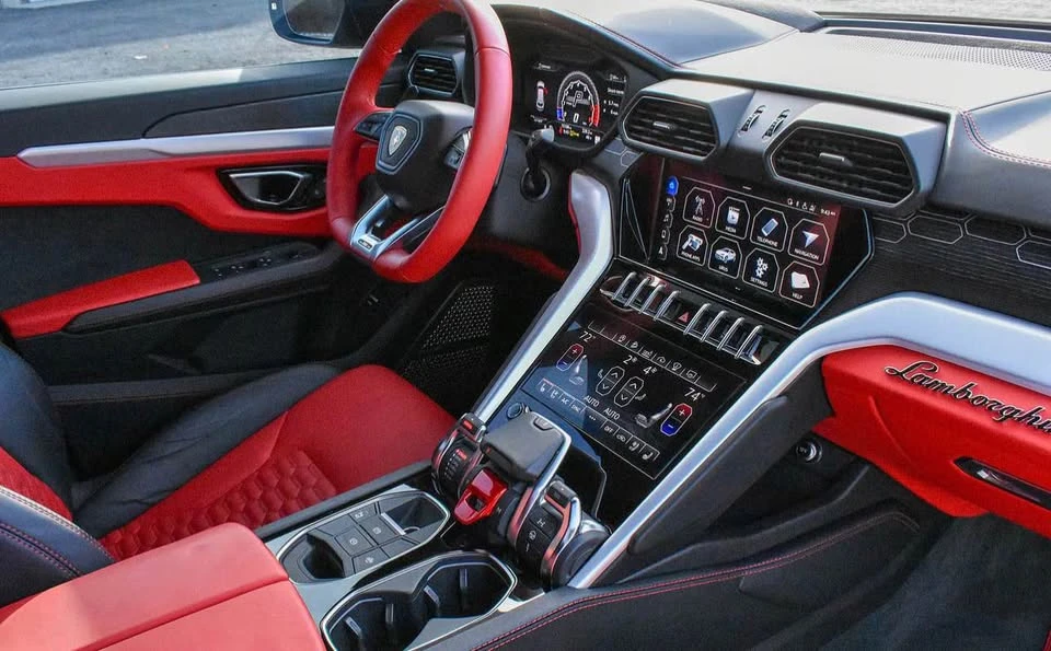 2020 Lamborghini Urus - Image 18 of 20