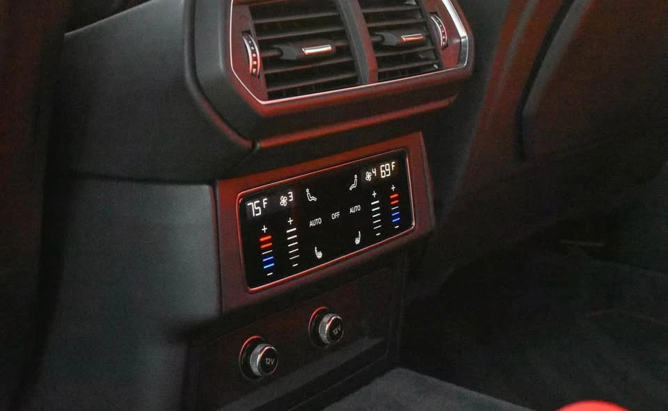 2020 Lamborghini Urus - Image 9 of 20