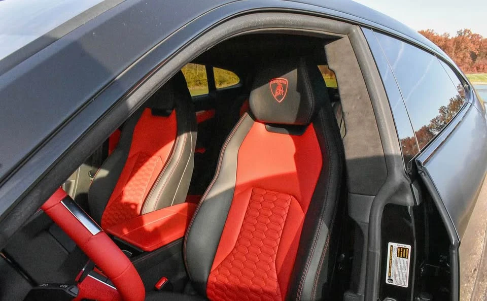 2020 Lamborghini Urus - Image 12 of 20