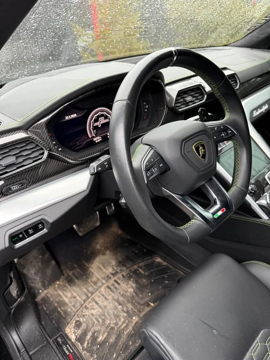 2020 Lamborghini Urus - Image 3 of 3