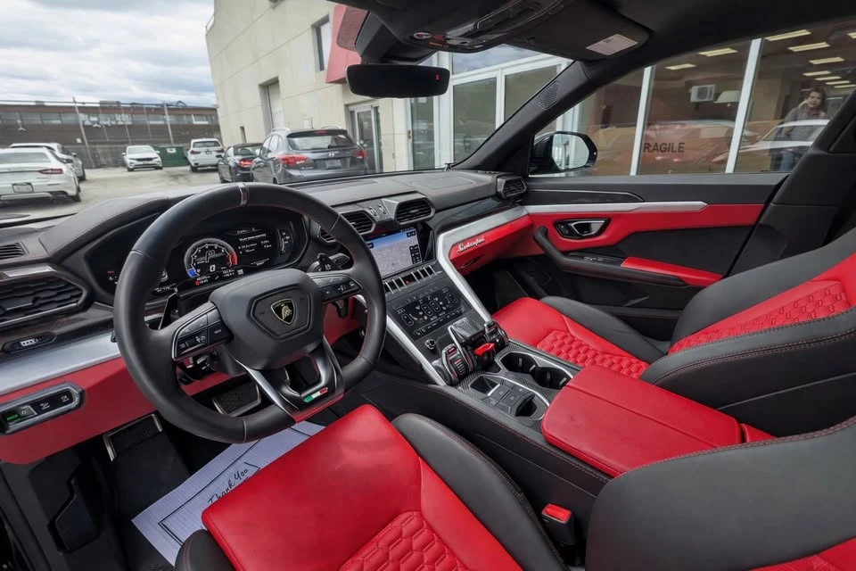 2020 Lamborghini Urus - Image 6 of 9