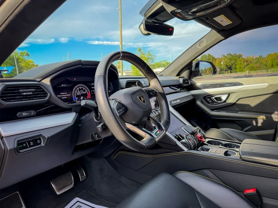 2020 Lamborghini Urus - Image 6 of 12