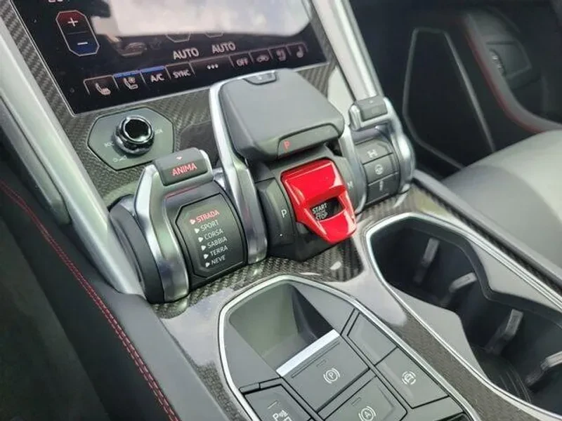 2020 Lamborghini Urus - Image 16 of 18
