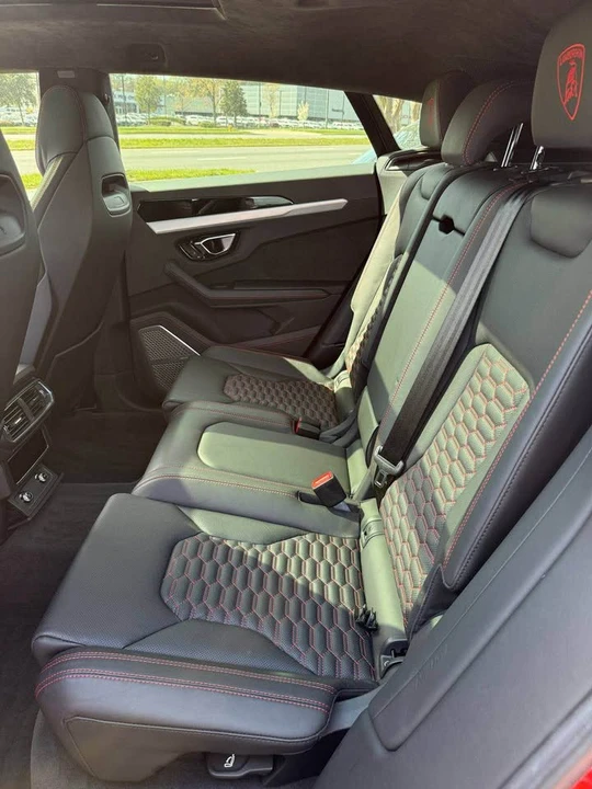 2020 Lamborghini Urus - Image 5 of 10