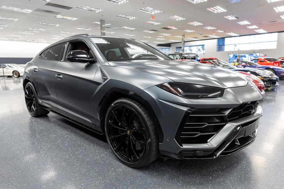 2020 Lamborghini Urus - Image 4 of 17