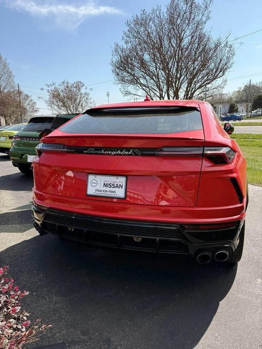 2020 Lamborghini Urus - Image 7 of 10