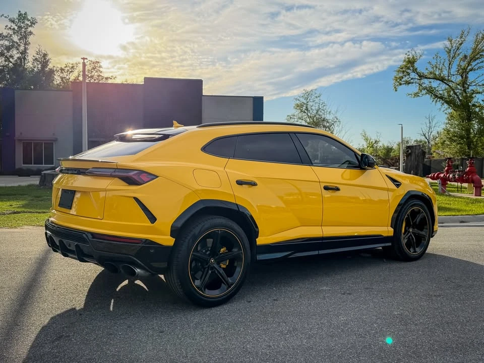 2020 Lamborghini Urus - Image 4 of 12