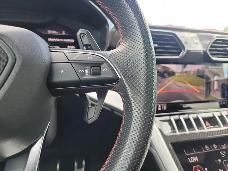 2020 Lamborghini Urus - Image 14 of 18