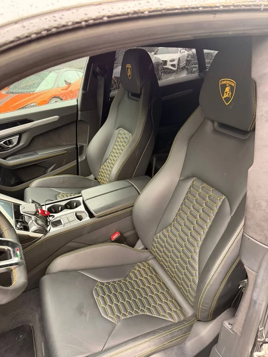 2020 Lamborghini Urus - Image 4 of 4