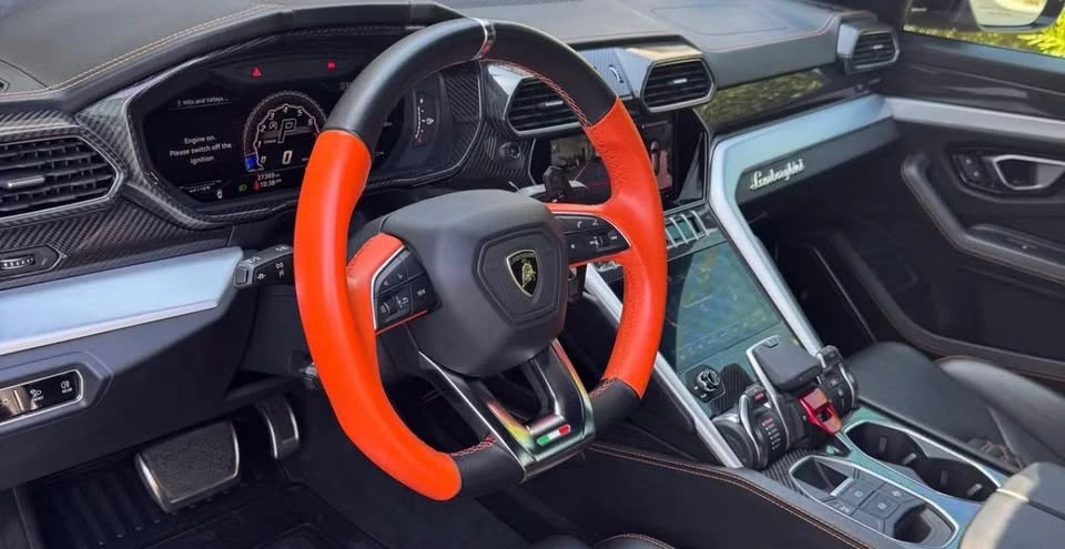 2020 Lamborghini Urus - Image 4 of 6