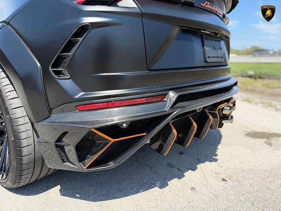 2020 Lamborghini Urus - Image 10 of 19