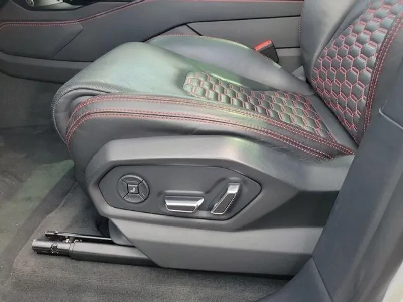 2020 Lamborghini Urus - Image 11 of 18