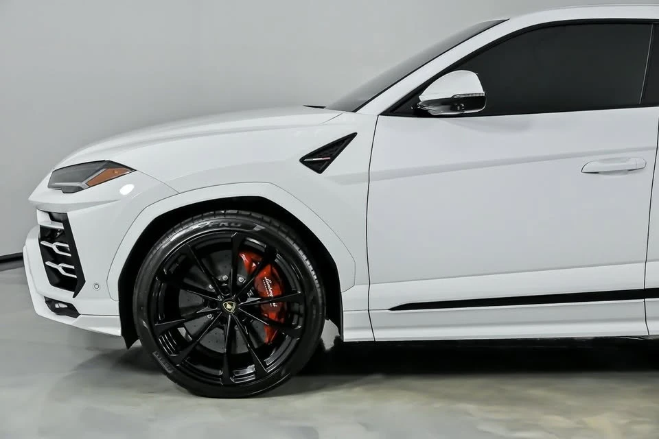 2020 Lamborghini Urus - Image 7 of 20
