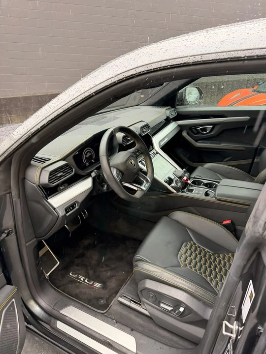 2020 Lamborghini Urus - Image 3 of 4